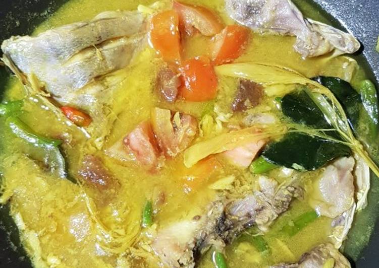 Sayur kepala ikan laut