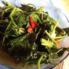 รูปของ Tumis Kangkung (Bahan sangat simple)