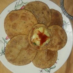 A picture of Sattu kachori.