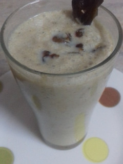A picture of Dates Milk Shake.