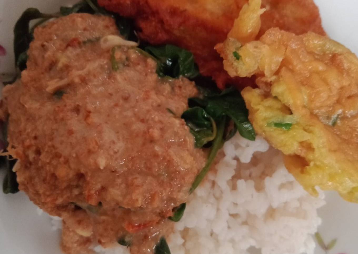 Pecel sayur bumbu kacang