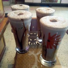 A picture of Kit kat Milkshake.