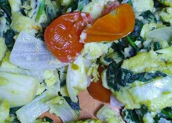 Popular Recipe Scrambled Eggs with Spinach and Cherry Tomatoes Delicious