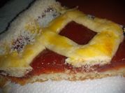 Una foto de pastafrola de dulce de leche