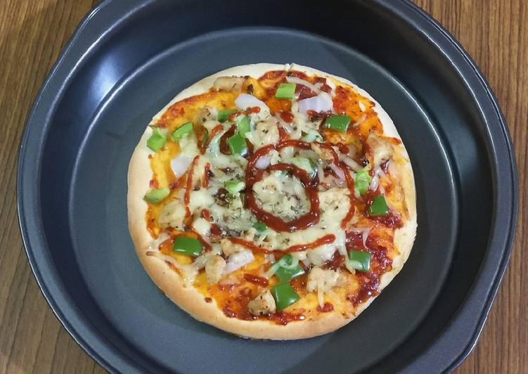 Steps to Prepare Homemade Barbeque chicken pizza