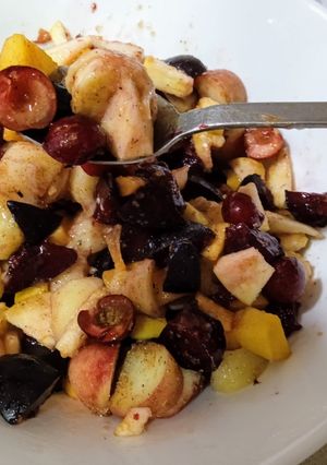 Una foto de Ensalada de frutas especiada
