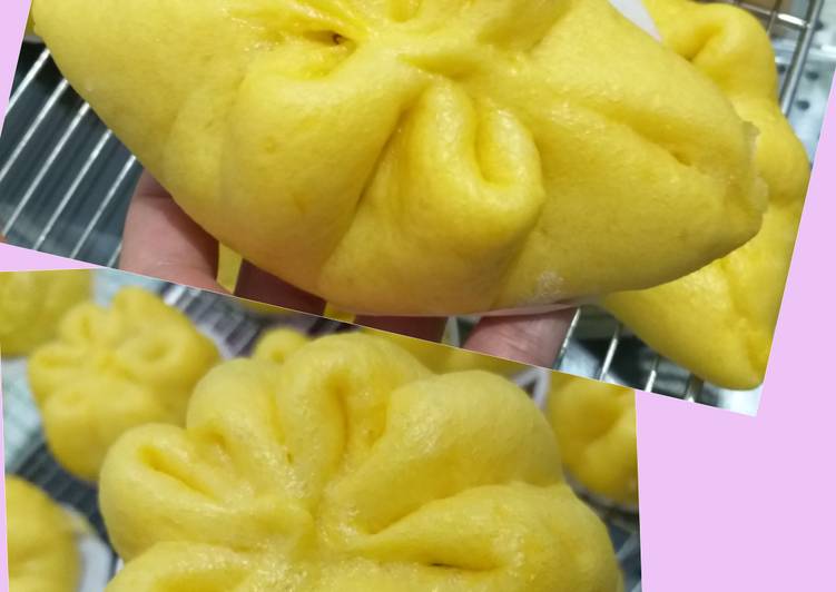 Pumpkin Pao / Pao labu kuning