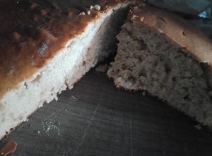 Una foto de Bizcochuelo de banana y chocolatada esponjoso