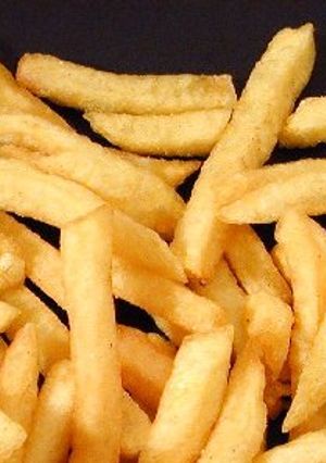 صورة لوصفة طريقة لقلي البطاطا ذوقها مثل بطاطا تاع المطاعم