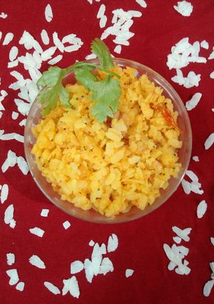 लेमन पोहा (Lemon poha recipe in hindi) रेसिपी मुख्य फोटो