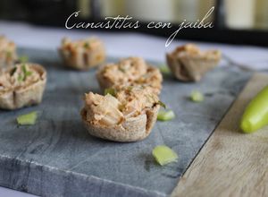 Una foto de Tacitas de tortilla de harina rellenas de carne de Jaiba