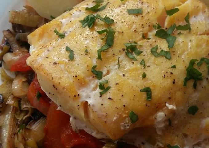 Simple Way to Make Award-winning Vickys Smoked Haddock with Leek and Tomato Sauce GF DF EF SF NF