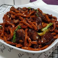 A picture of Hokkien Noodles.