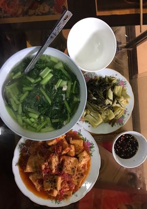 Hình của món Cơm canh đạm bạc.