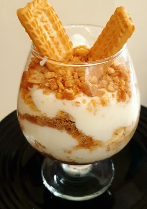 A picture of Easy homemade parfait.