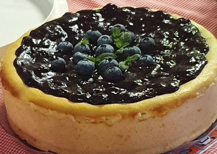 Käsekuchen ai Mirtilli