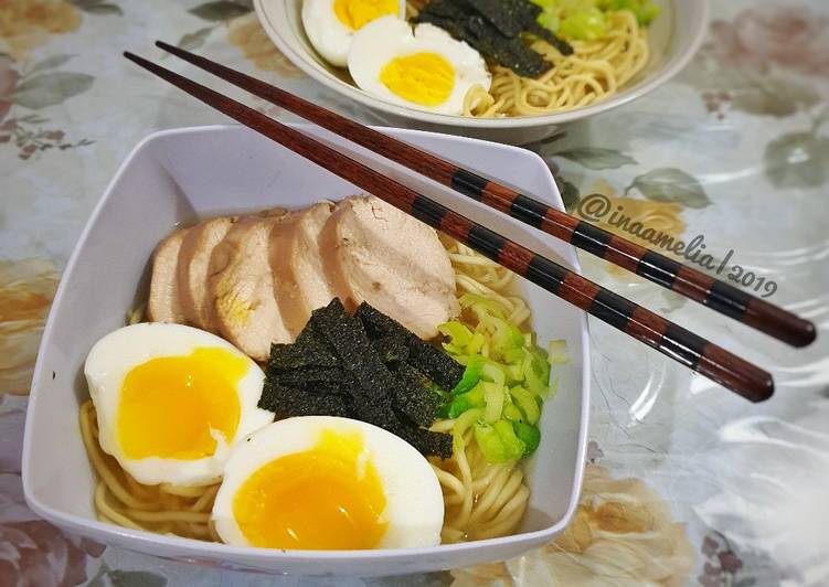 Langkah Mudah untuk Membuat Miso Chicken Ramen, Menggugah Selera