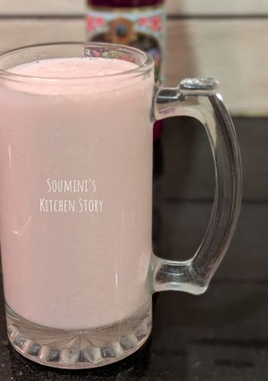 A picture of Rose Lassi.