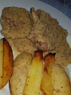 Una foto de Salsa de yogurt natural con mostaza y miel para Lomo