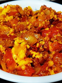 पनीर भुर्जी (paneer bhurji recipe in Hindi) रेसिपी मुख्य फोटो