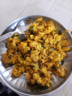 બટાકા પૌવા (Bataka Poha Recipe In Gujarati) રેસીપી મુખ્ય ફોટો