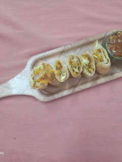 A picture of Spring roll.