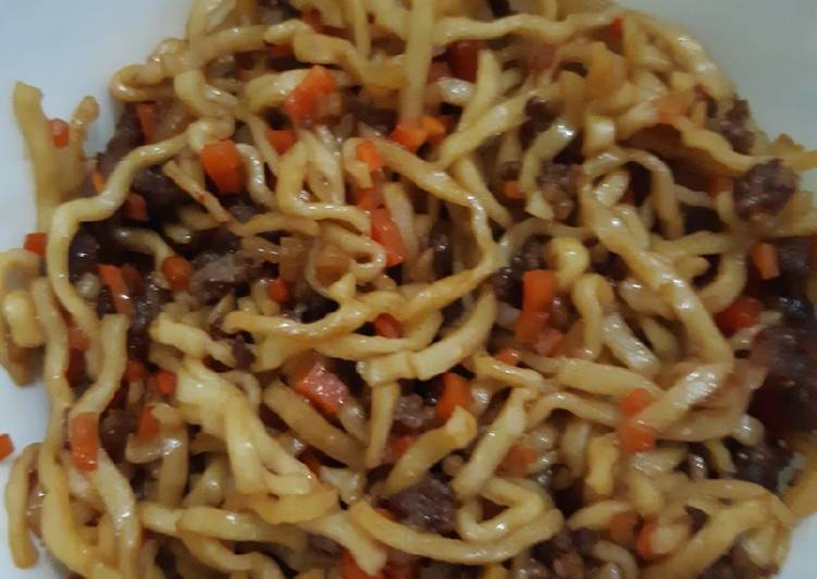 Mie Kriting Daging Spesial