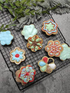 Foto resep Fancy cookies with royal icing