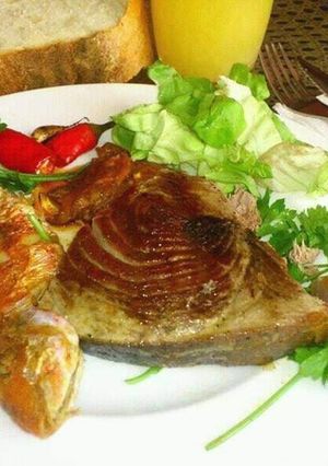 Une photo de Assiette de poisson composée 🍋