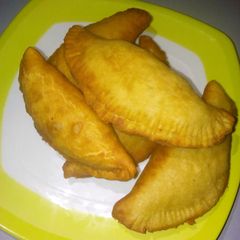 A picture of Fried meat pie 1.