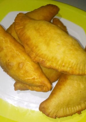 A picture of Fried meat pie 1.