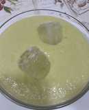 Sopa fría de melón aguacate yogur de piña y pepino con jengibre