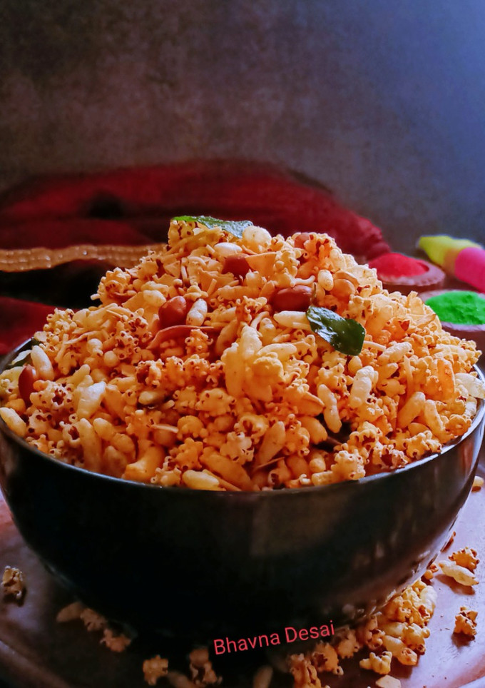 જુવાર ધાણી નો ચેવડો.(Jowar Dhani Chivda Recipe in Gujarati) રેસીપી મુખ્ય ફોટો
