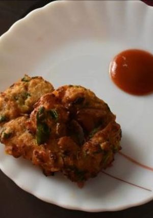A picture of Mixed vegetable vada (barra) recipe.