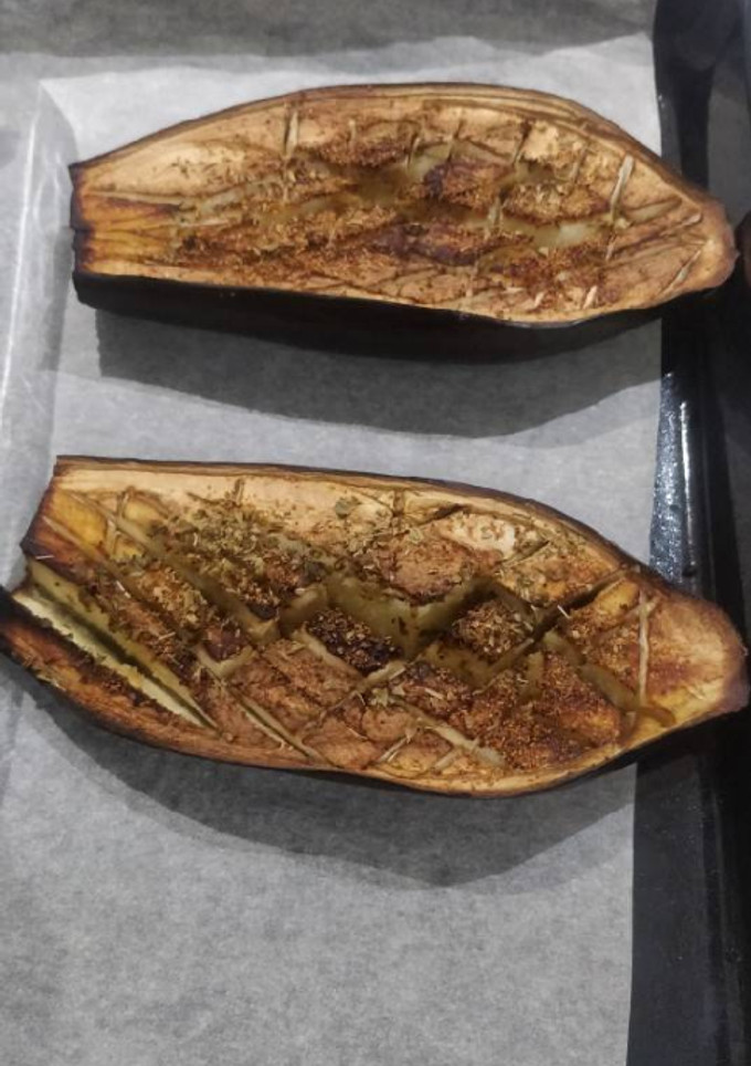 Una foto de Berenjenas al horno con ajo y orégano