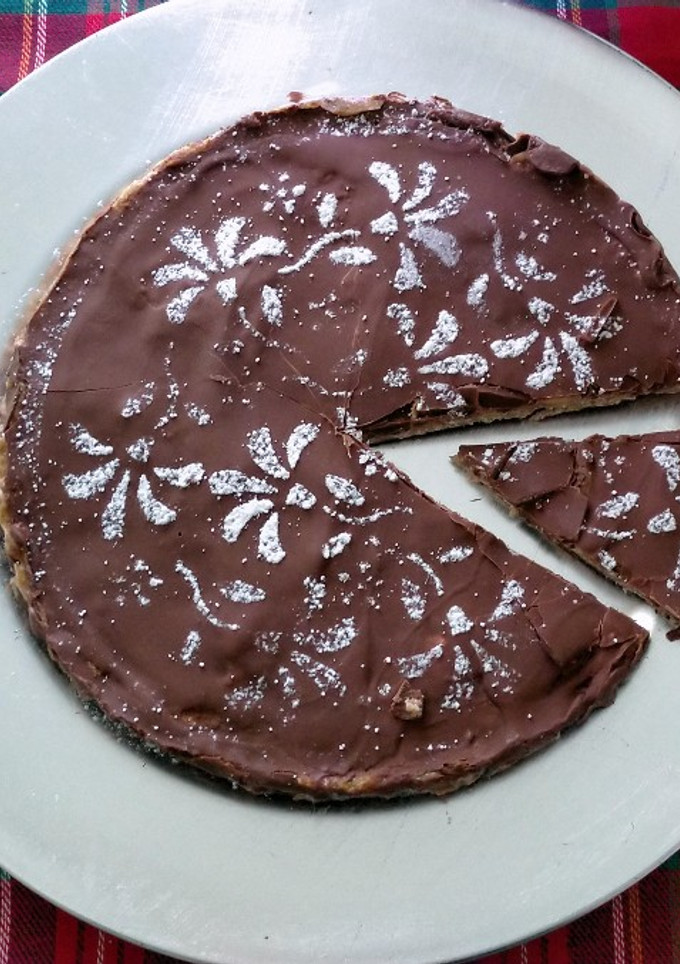 Una foto de Tarta Snickers 😋😜