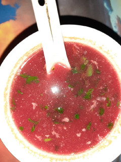 टोमॅटो बीटरुट सूप (tomato beetroot soup recipe in Hindi) रेसिपी मुख्य फोटो