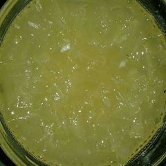 A picture of Raw papita (papaya) ka plastic chutney.