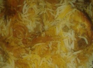 صورة لوصفة رز بالدجاج سهل لذيذ
