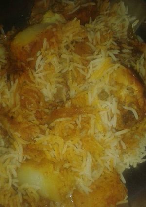 صورة لوصفة رز بالدجاج سهل لذيذ
