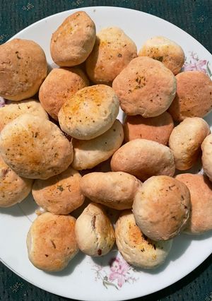 Una foto de Escones de queso rellenos con jamón