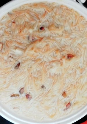 A picture of Vermicelli kheer.