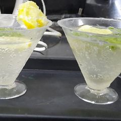 A picture of Virgin mojito.