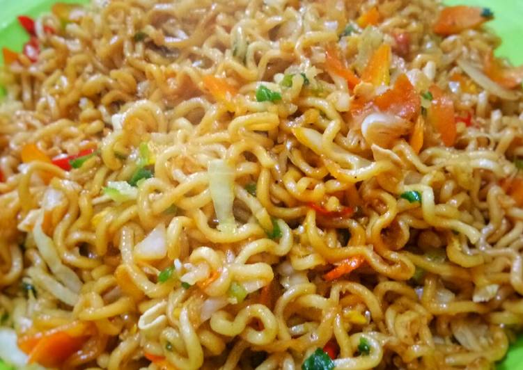 Resep Bakmi Goreng Jawa oleh JUNE'S COOKING - Cookpad