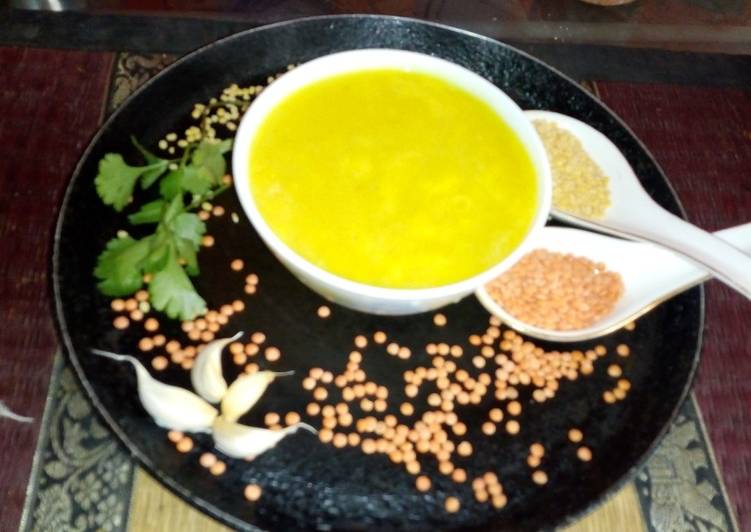 Garlic dal soup