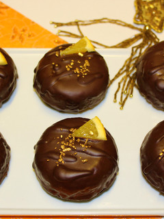 Una foto de Berlinas de boniato rellenas de naranja