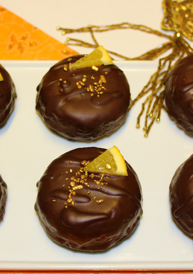 Una foto de Berlinas de boniato rellenas de naranja