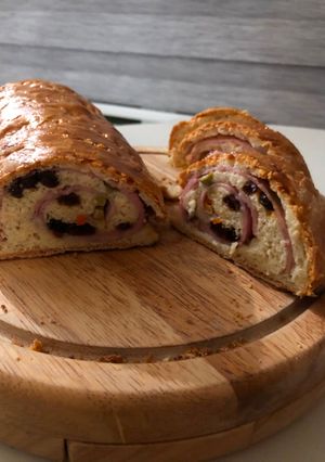 Una foto de Pan de Jamón en panificadora