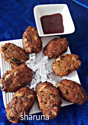 A picture of Khichadi Lolipops.