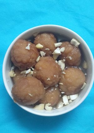 A picture of Instant gulab jamun.